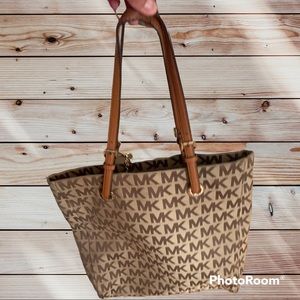 COPY - Michael Kors purse monograms tote brown